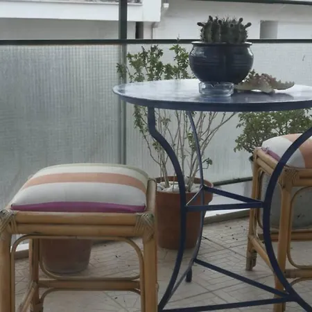 B2 - The Cozy One Aigio
