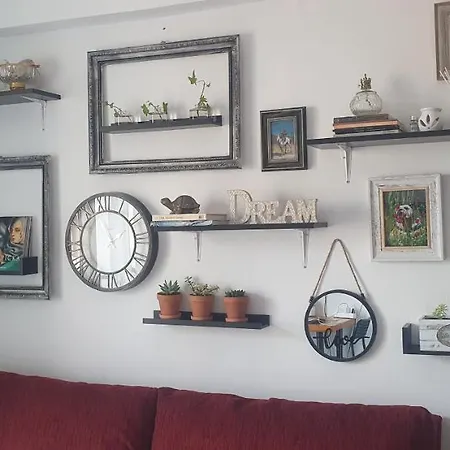 Apartment B2 - The Cozy One